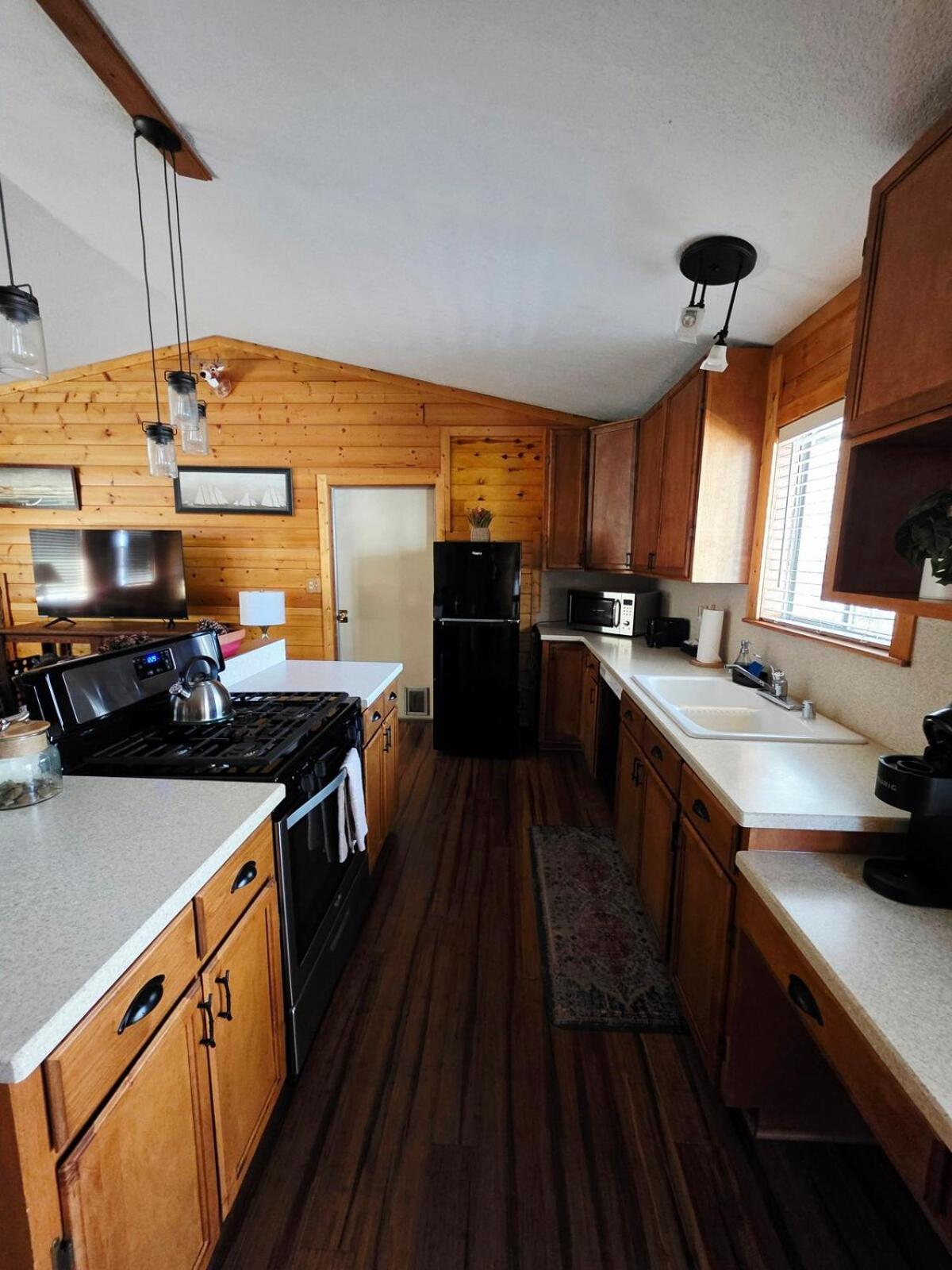 Bear Escapes II Affordable Luxury Cabin Sugarloaf Bagian luar foto