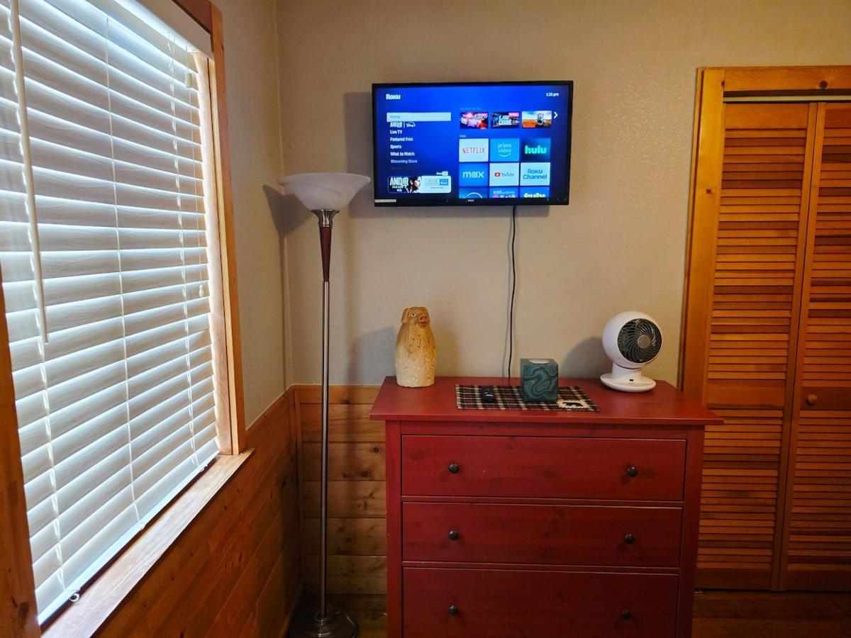 Bear Escapes II Affordable Luxury Cabin Sugarloaf Bagian luar foto